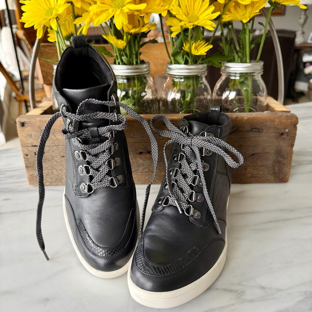 Vionic•Size 8.5•Jordy Black Leather Booties•High Top Styling~Walks like a Wedge! - Picture 4 of 14